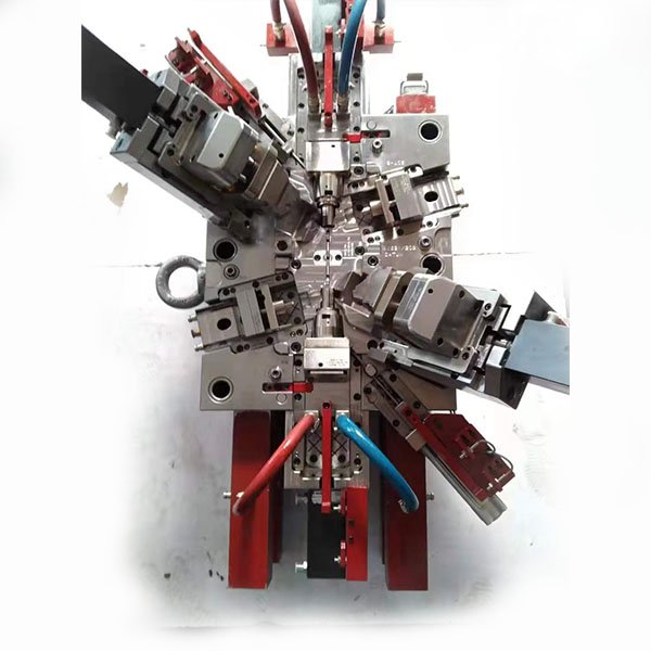 Diversified Manufacturing Solutions | SUPPLY CHAIN MATCHING CASE 9 tool Case 0002 Product Case tool case 4