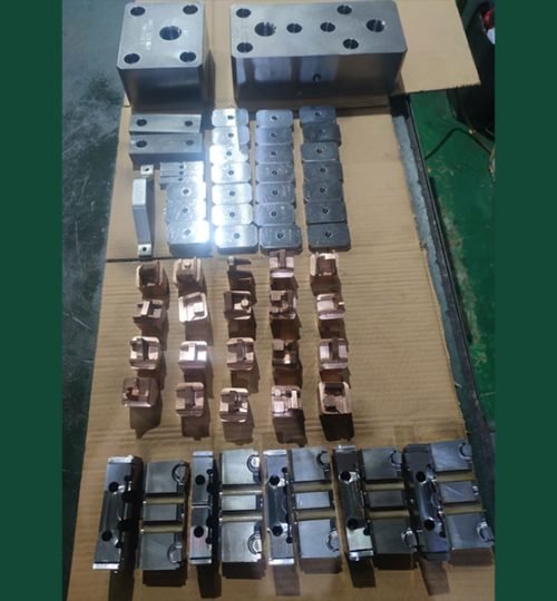 Cases 33 case_0010_case (1)