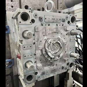 Mold Manufacturing 13 Injection tool-3